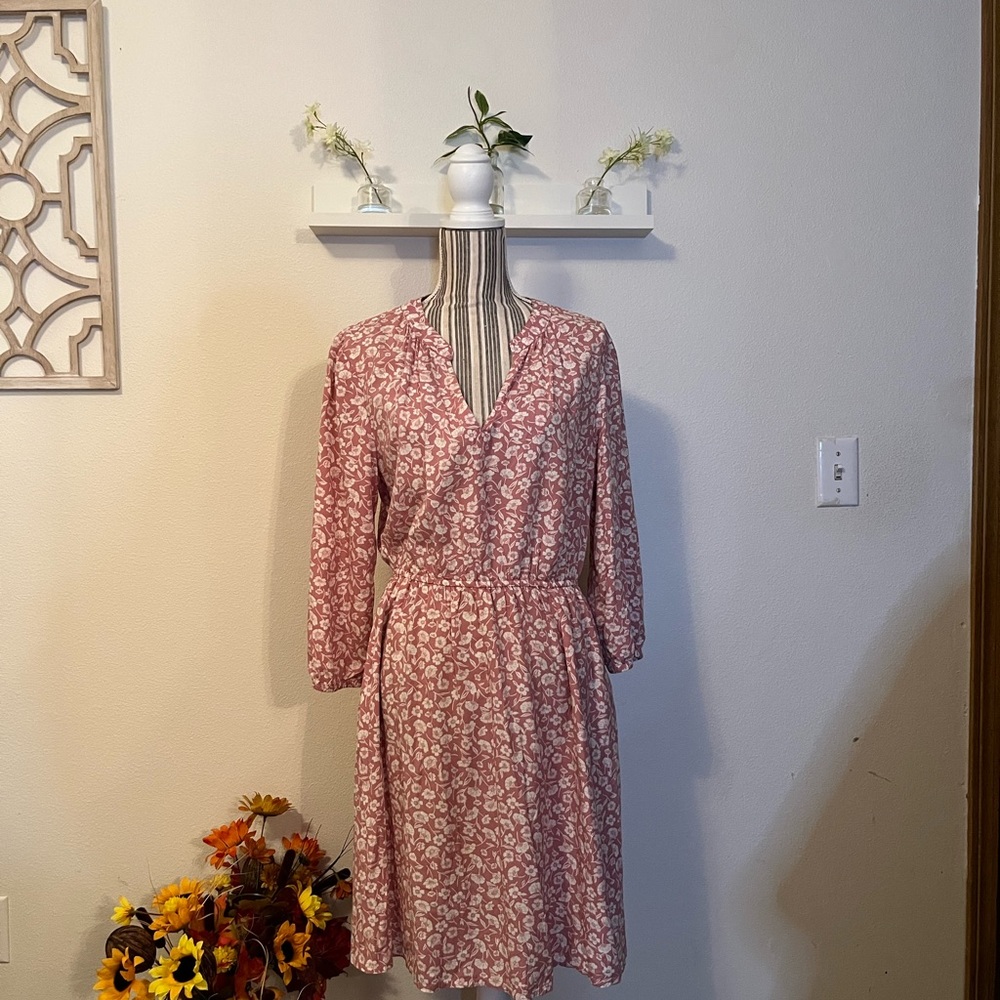 DIP pink floral dress. Size M.❤️